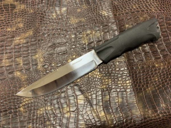 Нож туристический цельнометаллический Revenant H-162 с нейлоновым чехлом